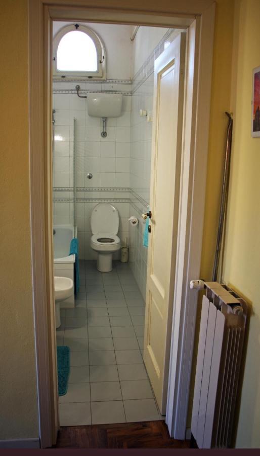 Suite Tra I Tetti Con Bagno Privato Pisa Exterior foto